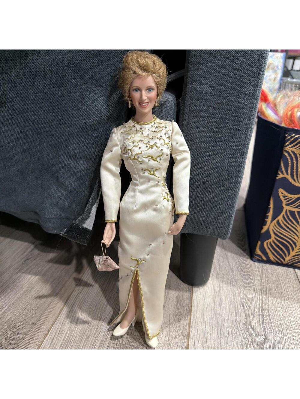 Titus Tomescu Diana Princess Of Wales Porcelain Doll Cream Gold Gown 19 In